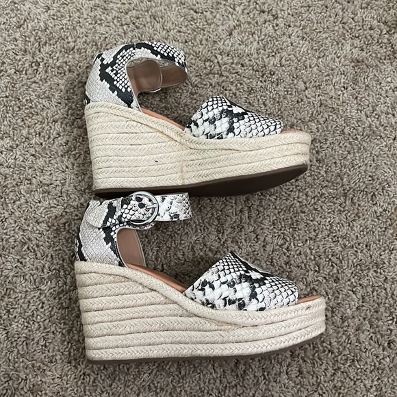 Nine West size 8 - Picture 5 of 7